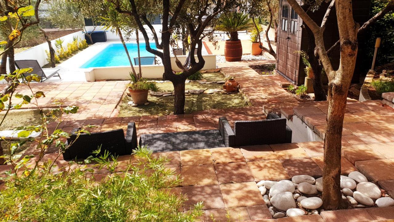 House Oliva With Private Pool And Large Garden Villa Stari Grad  Bagian luar foto
