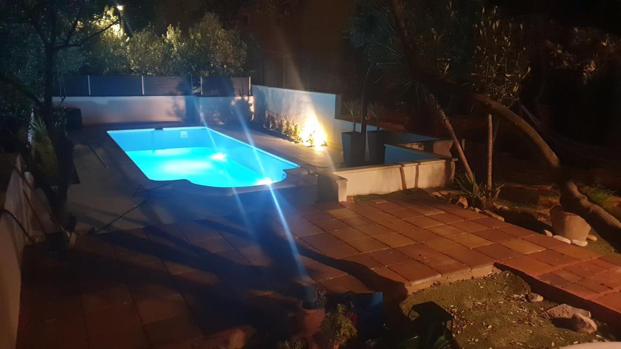 House Oliva With Private Pool And Large Garden Villa Stari Grad  Bagian luar foto