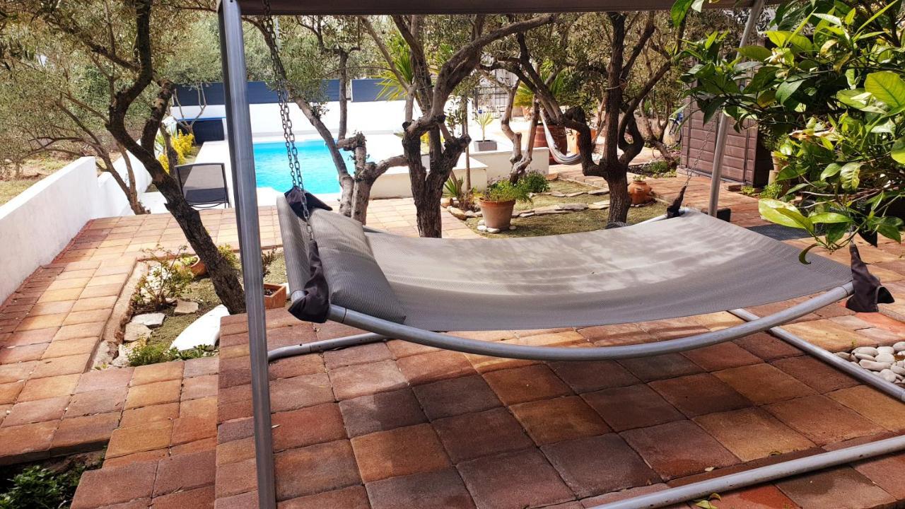 House Oliva With Private Pool And Large Garden Villa Stari Grad  Bagian luar foto